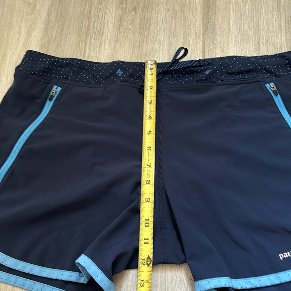 Patagonia Blue Athletic Shorts Size Large - Picture 8 of 13